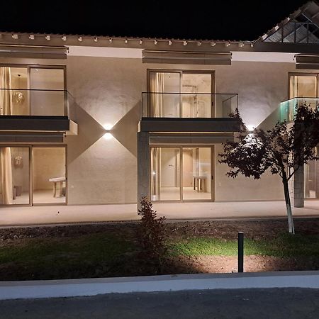Haus Platanos Apartments & Bungalows By The Sea Vourvourou Dış mekan fotoğraf